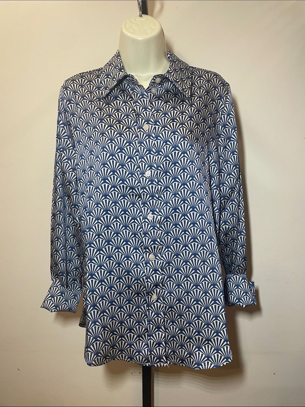 H&M Navy and White Fan-Print Button-Down Shirt